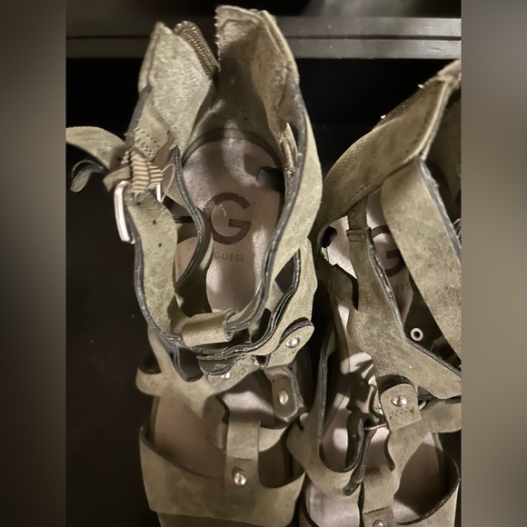 Guess High Wedge Strappy Sandal Size 9 - Picture 4 of 6